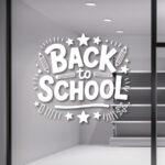 Αυτοκόλλητα Καταστημάτων Back to School. Διακοσμήστε τη βιτρίνα σας με ένα αυτοκόλλητο Back to School. Μεγάλη ποικιλία σε σχέδια.